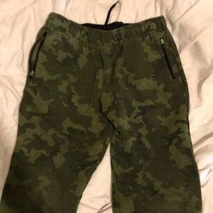 Sweatpants size L